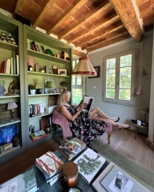 Katherine Kelly Lang Instagram - The most peaceful time of this trip has been spending time with @lucalvani and @alefrenk at their beautiful home in the countryside @legusciane .. we woke up to homemade breakfast. The best avocado toast and eggs I have ever had! I can’t wait to come back and spend more time. Very exclusive and private. We even got to play with the chickens. And catching up with our friends was very special moment for me. Thank you Luca and Alessandro! Love you lots!! ❤️❤️❤️