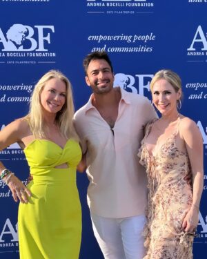 Katherine Kelly Lang Instagram - A highlight of this Italy trip was going to the @andreabocelliofficial concert in the hills of Tuscany! I was feeling all kinds of emotions listening to Andrea’s incredible music. It was so good to see @veronicabertiofficial too.  Veronica is such an amazing person and wonderful hostess. So kind to everyone! Attending the VIP dinner was a treat as well! We sat at a table with these lovely ladies. And thanks to @andreabelfiore for showing us around and taking care of us🥰🥰🥰 I am still dancing my way through Italy😂 Great to meet up @caseykas and @photosmith_official too! It’s just been so much fun!