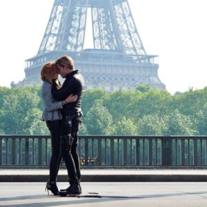Katherine McNamara Instagram - We’ll always have Paris! 🩵🥐🇫🇷 It’s been 6 years since the #Shadowhunters crew took to the streets of Paris to film some #TeamEvil shenanigans. One of the most magical weeks of my life - Magnus Bane would approve. Would I love to go back? Absolument! ✨♥️ #Shadowfam #ShadowhuntersLegacy