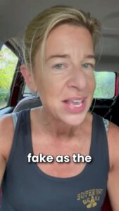 Actress Katie Hopkins HD Instagram Photos and Wallpapers September 2024