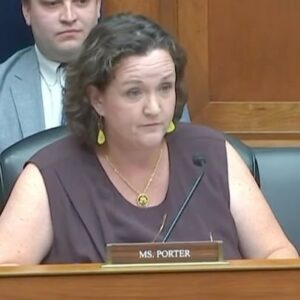 Katie Porter Instagram - When the military buys faulty planes they can’t repair, that’s a waste of our taxpayer dollars.

The aircraft they need to repair the F-35 only flies about half of the time.

I asked three Pentagon officials how they can justify spending billions more on these aircraft.