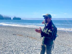 Katie Porter Instagram - Happy #NationalParkService Day! 108 years ago, @nationalparkservice was created to protect and care for our national parks and public lands. 

Their hard work makes our parks so enjoyable to visit. Don’t forget to thank a ranger on your next trip!