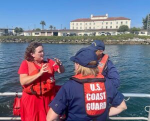 Katie Porter Instagram - The Coast Guard works tirelessly to save lives, uphold the rule of law in the world’s oceans, and protect our environment.

I recently visited @USCG Los Angeles/Long Beach to learn more about the critical role they play. Thanks for the tour—and for letting me drive the boat!