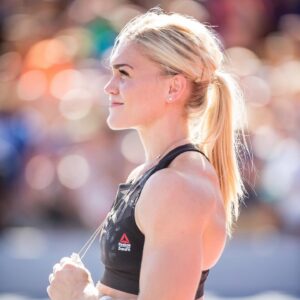 Katrin Tanja Davidsdottir Instagram - Carson, California 📍🔥❤️⚡️ where some of my favorite memories in the world were made!!!! @crossfitgames 

Watching @thewestcoastclassic this past weekend brought back all of the feelings - and man did I miss being in that tennis stadium. Every time I came off of that competition floor I remember saying “it was like MAGIC out there!” 💫 the floor always felt so small & the it was like the people were pretty much on top of us & it just always gave me SO much energy!!!!!! 

One of my favorite part about these photos though, is that I believe there is only ONE in the whole carousel that I actually won. All of the other ones with my hands up in the air I just FELT like I had won 🥹🫶🏼 I was so focused on my own execution & doing my absolute best that no result could budge how happy and proud I was of myself .. the leading photo for example: I took 14th 😂

Congratulations to all of the competitors who made it to the @crossfitgames this past weekend - I am so excited for all of you to get to head into the best time of the year: GAMES TRAINING BABY ☀️🫶🏼✨