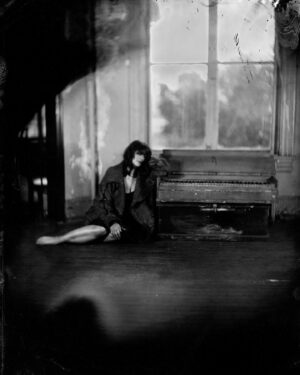 Katrina Weidman Instagram - 🚨🚨🚨MAJOR ANNOUNCEMENT tomorrow 🚨🚨🚨

Photographer @derekjmohr 
HMU @sarahelizabethface 
Coat @freepeople 

#19thcentury #19thcenturyart #19thcenturyphotography #wetplate #wetplatecollodion #wetplatephotography