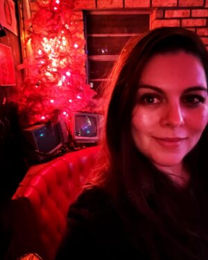 Katrina Weidman Instagram - Holiday Haunts 🤶 #holidayhaunts #haunted #hauntedmansion #hauntedhouse #hauntedplaces #paranormal #paranormalactivity #ghost #ghostbusters #creepychristmas