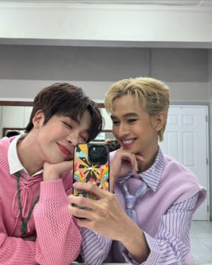 Katsamonnat Namwirote Instagram - เรื่องราวดีๆในปี 2024
I found you :) until we meet again at #boysompobfirstliveinbkk 💛
I'm really really happy to see you all gangs 👑
Congratulations my lil bro @boysompob