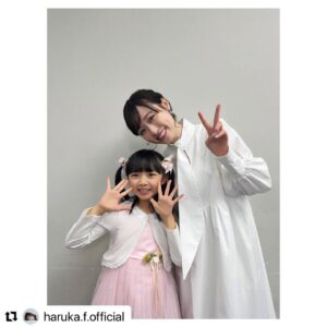 Katsunori Takahashi Instagram - #Repost @haruka.f.official with @use.repost
・・・
リポストさせていただきます。
2人とも可愛かった❗️
司会も完璧やった‼️

.
「#わが心の大阪メロディ 」本日10/25(火)午後19:30~20:42でNHK総合にて生放送されます☺︎
今回、#今田耕司 さん #武田真一  さんと司会をさせていただきます✨
ゲストで幼少期の舞役の#浅田芭路 ちゃんも登場します✨
久しぶりに会えて嬉しすぎます😍

【出演者】アイウエオ順
・#NMB48 さん
・#オール巨人 さん
・#丘みどり さん
・#上沼恵美子 さん
・#ダイアン さん
・#T.M.Revolution さん
・#天童よしみ さん
・#なにわ男子 さん
・#円広志 さん
・#山内惠介 さん
・#和田アキ子 さん
＜ゲスト＞
・#浅田芭路 さん
・#タローマン　
・#ミャクミャク　
・#ガチャピン
・#ムック
・#ますみ （天才ピアニスト）さん
・#Ｍｒシャチホコ さん
・#みはる さん
・#ひこにゃん さん
是非生放送の素敵な大阪の歌をお楽しみ下さい♪
私も凄く楽しみです！