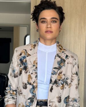 Katy O'Brian Instagram - So grateful to touchdown in LA for > 24hrs to see my loves & join my @Twistersmovie fam for an incredible fundraiser for @CTAOP, raising money for health & safety of youth in South Africa. Be sure to check them out & catch Twisters in theaters 7/19!

Hair @josephchase 
Makeup @chousner 
Styling @itsamandalim 
Publicity @imprintpr