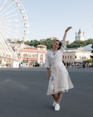 Katya Osadcha Instagram - Києве мій! ❤️ моє найрідніше місце на світі з Днем народження. ❤️

В нашій сім’ї корінних киян вже четверо 😇