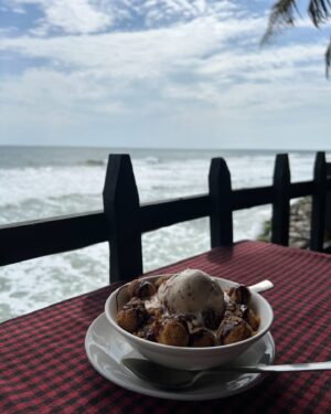 Keerthana Sreekumar Instagram - last beach day