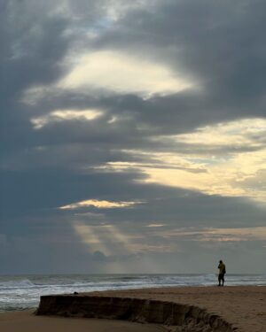 Keerthana Sreekumar Instagram - last beach day