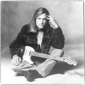 Keith Urban Instagram - when I was a kid, our family moved around a lot. for me, a ‘hometown’ has always felt more about my family and a place inside of me – somewhere I could find my center.

HEART LIKE A HOMETOWN is out now.