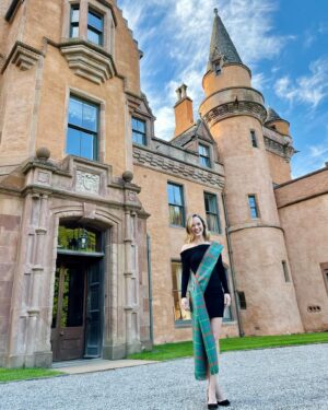 Kelley Jakle Instagram - Scotland pt 2: Portraits BY people I love. Thank you @chrissiefit and @annakendrick for capturing all of my tweed and tartan in front of the most impossibly beautiful backdrops. 🏴󠁧󠁢󠁳󠁣󠁴󠁿 

ft. my mom’s vest that her friend Susan made her in the 70s, my dad’s sweater, Chrissie’s coat, a @baukjen dress from Patience and @hellotefi’s bracelets that gave me the confidence to boy-band-pose.