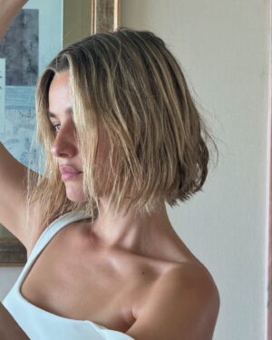 Kelly Bailey Instagram - Chop chop✨