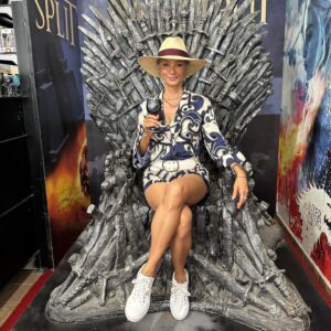 Kelly Hu Instagram - Touring the town of Split today. 

I contemplated actually doing the splits in front of the sign for a nano second before I came back to reality. 

Picked a fight with a couple of Red Guards at the palace.  Needless to say, I won. ⚔️

There seems to be a replica Game of Thrones throne in every Croatian town so far.  I’ll be sitting on all of them.