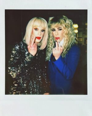 Kelly Mantle Instagram - С днём рождения Bro! 🥳🎂❤️

Unreleased Polaroid by @gabrielgastelum
