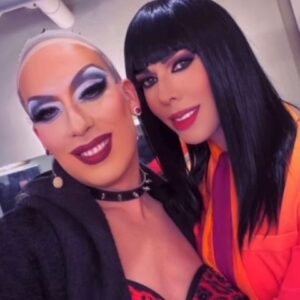 Kelly Mantle Instagram - Had a blast ad-libbing my way thru the special guest spot in Drag The Musical! Catch it when it comes to NYC! The Queens & entire cast & crew are terrific!! 👏🎶♥️ #DragTheMusical