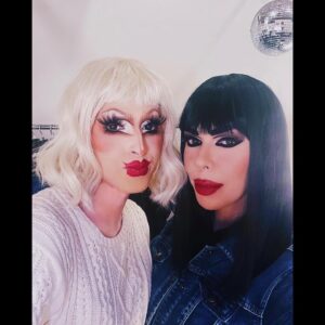 Kelly Mantle Instagram - We’re lipstick thespians & shady ladies! Vote for your favorite WOWIEs at worldofwonder.com/wowies 🧡