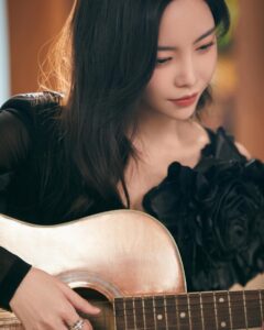 Actress Kelly Yu HD Instagram Photos and Wallpapers December 2023