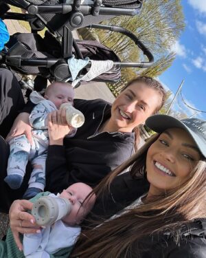 Kendall Rae-Knight Instagram - ZOO DAY🐒🦚🐾🦥