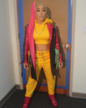 Kenisha “Miami Tip” Myree Instagram - This was the full look ya’ll 😂😂 I’m not sure where i thought I was going but I was DEAD SERIOUS 😂 definitely do look like JoJo siwa was on the mood board 😂😂 definitely look like a mortal kombat character 😂 Can’t see my cap in these pics doe 😂😂 That jacket hard doe!