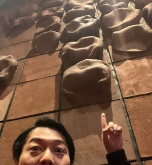 Kenji Nojima Instagram - 無事終演いたしました
ありがとうございました

梅干し壁
サイコロ壁

いろいろ
楽しかったわ

良いご縁が繋がって行きますように
#アニマックス朗読劇
#坂道のアポロン