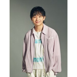 Kenta Suga Instagram - 【情報解禁】
スポルティーバ  バレーボール男子日本代表 特集号に取材していただきました！
バレーボールというスポーツと、
演劇というスポーツを繋ぐ"劇団ハイキュー‼︎"の1人として。
本当に光栄でした！！
写真もめっちゃ良くない！？😳
発売中です！！
#ハイキュー
#スポルティーバ
#バレーボール男子日本代表