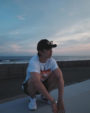Kentaro Ito Instagram - 梅雨も終わりかけまして、天気も良くて、やっとサーフできました。最高でした🤙

kentaro....
