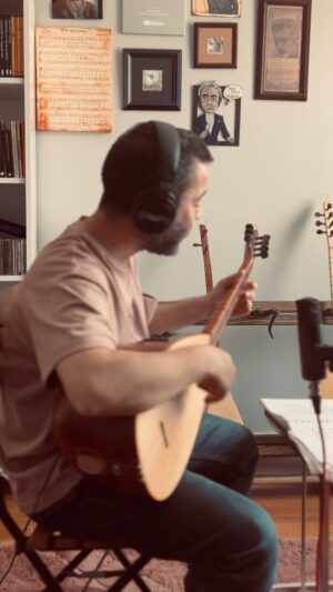 Kerim Yağcı Instagram - Can başladı çürümeye yine cananım gelmedi. #kerimyağcı #bağlama #türkülerimiz #music #instamusic #musicvideo