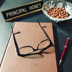 Kerr Smith Instagram - Guess the candy on my desk. #riverdale #mrhoney #notsosweet