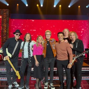 Kevin Cronin Instagram - Hi friends,
So our four-month “break” was actually action-packed! From @jimmykimmellive and a gig at the legendary @thewhiskyagogo with our Summer Road Trip tour mates, @Train, to joining kellyripa in Las Vegas for @livekellyandmark, this has been a very busy break. There were the  @charleyhoffmanfoundation and Warburton @StJude benefit shows, free shows with @thejimirsaycollection, (thoughts and prayers to Jim on his continuing recovery), a performance for SiriusXM rock-genius @eddietrunk’s 40th anniversary, and an acoustic show with my buddy and seven-time major ATP champion @matswilanderofficial at the BNP Paribas Open in Indian Wells, CA. … just to mention a few of the fun and rewarding experiences I enjoyed due to the support you, the fans have shown REO Speedwagon through the years. You all have put me in a position of being able to give back; it feels great and you are part of it.

Now the break is over, rehearsals are behind us, and our friend @rickspringfield will be joining us in Reading, PA, as we begin our Spring 2024 tour. Our old tour buddies @CheapTrick and @LevonTheMusic will be joining us for shows later in April.

So come on out and join the fun. We miss you all! … kc

Pictured above:
(1) From left: Mel Purcell, me, @matswilanderofficial in Indian Wells
(2) From left: me, Lisa, Cathy and Patrick Warburton (@paddywarbucks) at the St Jude benefit, over five million dollars raised
(3) From left: Matt, Bryan, @KellyRipa, me, Mark (@instasuelos), Derek, and Dave
(4) From left: @howiemandel, Scott “Carrot Top” Thompson (@carrottoplive), me backstage at Live with Kelly and Mark
(5) From left: members of @Sixwire, (seated) @jeffskunkbaxter, me, @andy_childs of Sixwire.