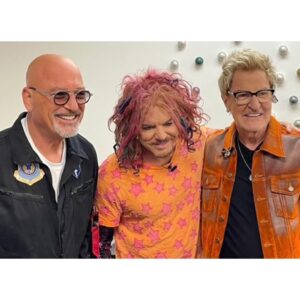 Kevin Cronin Instagram - Hi friends,
So our four-month “break” was actually action-packed! From @jimmykimmellive and a gig at the legendary @thewhiskyagogo with our Summer Road Trip tour mates, @Train, to joining kellyripa in Las Vegas for @livekellyandmark, this has been a very busy break. There were the  @charleyhoffmanfoundation and Warburton @StJude benefit shows, free shows with @thejimirsaycollection, (thoughts and prayers to Jim on his continuing recovery), a performance for SiriusXM rock-genius @eddietrunk’s 40th anniversary, and an acoustic show with my buddy and seven-time major ATP champion @matswilanderofficial at the BNP Paribas Open in Indian Wells, CA. … just to mention a few of the fun and rewarding experiences I enjoyed due to the support you, the fans have shown REO Speedwagon through the years. You all have put me in a position of being able to give back; it feels great and you are part of it.

Now the break is over, rehearsals are behind us, and our friend @rickspringfield will be joining us in Reading, PA, as we begin our Spring 2024 tour. Our old tour buddies @CheapTrick and @LevonTheMusic will be joining us for shows later in April.

So come on out and join the fun. We miss you all! … kc

Pictured above:
(1) From left: Mel Purcell, me, @matswilanderofficial in Indian Wells
(2) From left: me, Lisa, Cathy and Patrick Warburton (@paddywarbucks) at the St Jude benefit, over five million dollars raised
(3) From left: Matt, Bryan, @KellyRipa, me, Mark (@instasuelos), Derek, and Dave
(4) From left: @howiemandel, Scott “Carrot Top” Thompson (@carrottoplive), me backstage at Live with Kelly and Mark
(5) From left: members of @Sixwire, (seated) @jeffskunkbaxter, me, @andy_childs of Sixwire.
