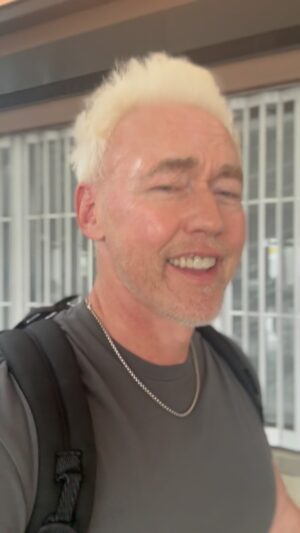 Kevin Durand Instagram - Yo! I’ll be at @smokymountainterror in Kingsport, Tennessee this Friday and Saturday ! See y’all soon 👊🙏✌️🤗 #happyfriday #bonvendredi🙏