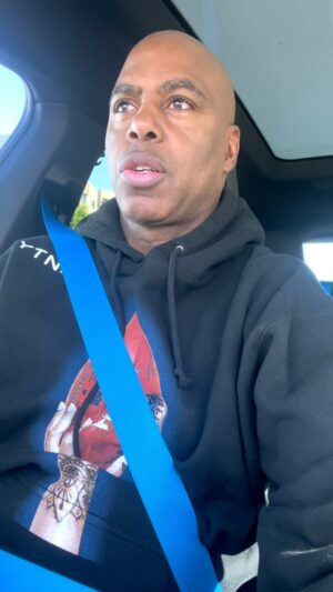 Kevin Frazier Instagram - There is hope! The network is gonna catch up and charging will be everywhere! 
Thanks @marksteines for the cool update. #electriccars #ev