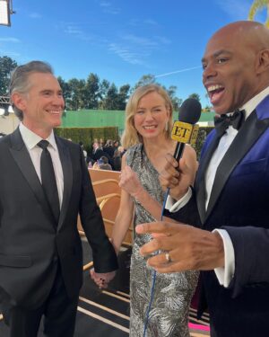 Kevin Frazier Instagram - Went to a red carpet and met some really famous people… #goldenglobes
