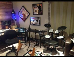 Kevin Rudolf Instagram - Here are all my studios throughout the years. Which is your favorite? 
.
.
.
.
.
.
.
#studio #studiolife #producer #kevinrudolf