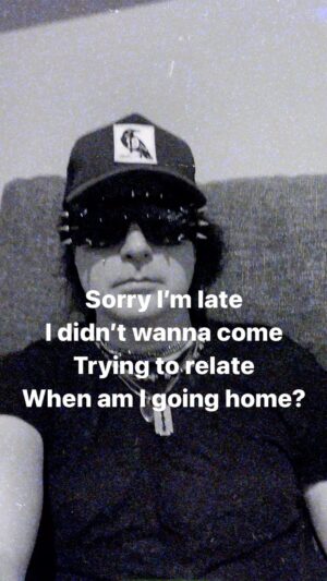 Kevin Rudolf Instagram - Ahh Social Anxiety…who can relate?
.
.
.
.
.
#Kevinrudolf #socialanxiety