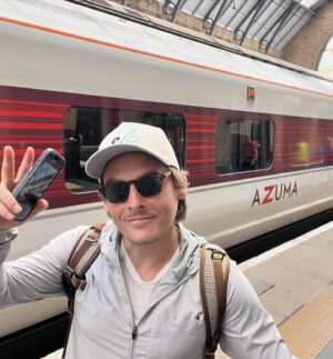 Kevin Zegers Instagram - Trip of a lifetime. 
Thank you @schwartzbergandrew for being the greatest friend and host. I’m a @leedsunited fan for life, now. @leedsunited