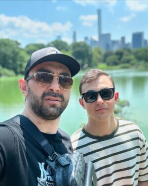 Khadzhimurat Bestaev Instagram - @mukharbek_bestaev happy bday to my 1 and only 

#khadzhibest #happybirthday #brothers #usa #ossetia #ossetian #брат #сднемрождения #лев #днюха #братухи #22 #растибольшой #centralpark #nyc #горы #папаха