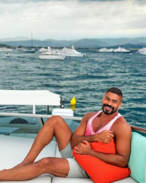 Khaled Selim Instagram - Hello, summer!
Let’s make memories 🌊☀️
#خالد_سليم