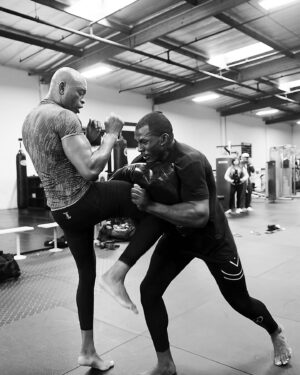Khalil Rountree Jr. Instagram - ⁣
10 years ago, you said that you’d be right where you are today.⁣
⁣
Your focus and growth through the highs and lows of this sport have never wavered and you’ve been a constant source of inspiration to those close to you as well as a glimmer of hope, to those that admire you from afar. ⁣
⁣
They learn to find joy in dealing with their struggles by watching you push through yours and that’s beyond inspirational.⁣
⁣
From the days of training with @SpiderAndersonSilva and @LyotoMachidafw you’ve consistently excelled and grown into the athlete and man you are today. ⁣
⁣
I’m excited to see where this journey takes you next. ⁣
⁣
Thank you for allowing me to be a part of your story.⁣
⁣
⁣
All the best to you Khalil Rountree!⁣
⁣
⁣
⁣
#KhalilRountreeJr⁣
#WarHorse⁣
#SupaChamp⁣
#MuayThai⁣
#LasVegas⁣
#ESPN⁣⁣⁣
#FujiFilm⁣⁣⁣
#ESPN⁣⁣MMA⁣
#4ozFighters⁣⁣