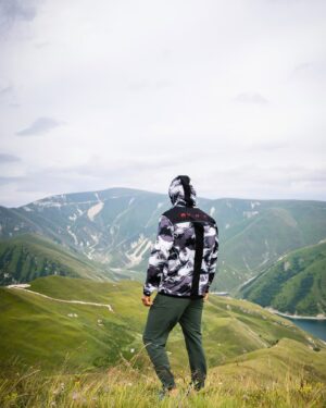 Khamzat Chimaev Instagram - CHECHNYA 🏔️ 
@venum 🥷🏼