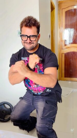 Khesari Lal Yadav Instagram - Chudi hariyarki
