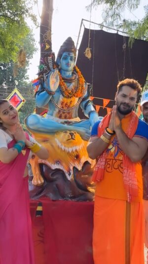 Khesari Lal Yadav Instagram - Chadhaib belpata