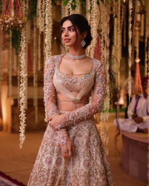 Khushi Kapoor Instagram - 🤍