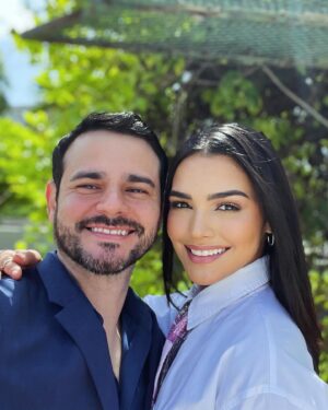 Kiara Liz Instagram - Hoy cumple años mi persona 💙 @garraton el ser más lindo, cariñoso, detallista, servicial, sereno y alegre que conozco. Que hermoso ha sido disfrutar  contigo todo este tiempo ✨Gracias por enseñarme el amor de una manera sana .

Felices #40 mi amor 🎉TE AMO, que Dios cumpla todos tus deseos y nos permita celebrar muchos más años juntos.