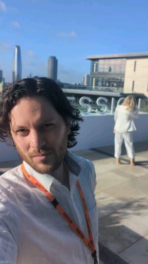Killian Sundermann Instagram - Was invited by NOW to a special event with Brian Cox to launch the new and final season of one of my fav TV Shows, Succession, which you can stream on @nowtvireland . Find out what I said to Brian Cox in my stories, #Succession