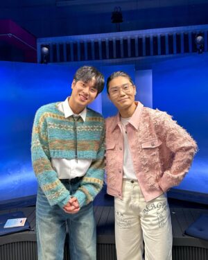 Kim Bum-soo Instagram - 리무진서비스 🛻
 ⠀

리무진 탑승 완료 👌🏽
무진이의 재능은 무궁무진 !
