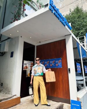 Kim Ho-young Instagram - 오늘 인터뷰를 했던 #베이커리카페 #우스블랑압구정 
@oursblanc_apgujeong 
.
또 가야지 💙💙💙